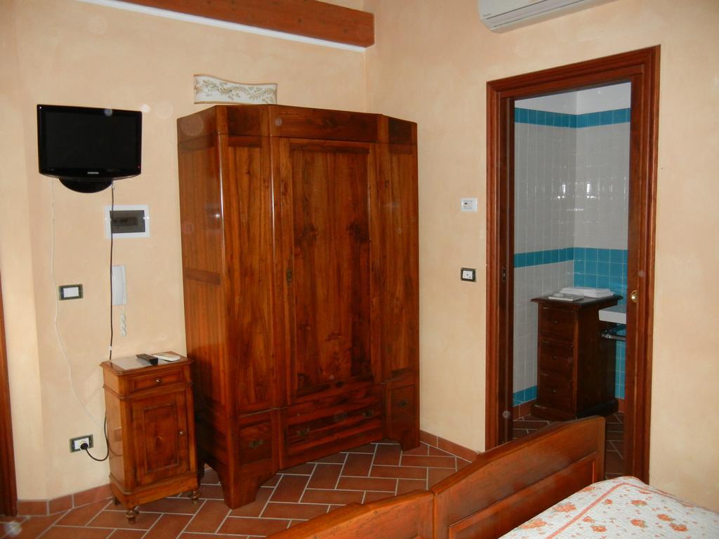 La Colombarola Agriturismo Farneto Eksteriør billede